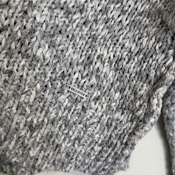 Hollister Sweater - Cropped Scoop Neck Grey Knit - Picture 4 of 6